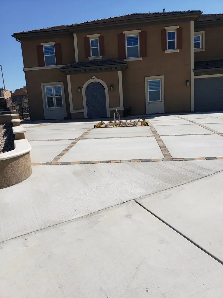 Expert residential landscaping near you across Jurupa Valley, CA - Alavez landscaping