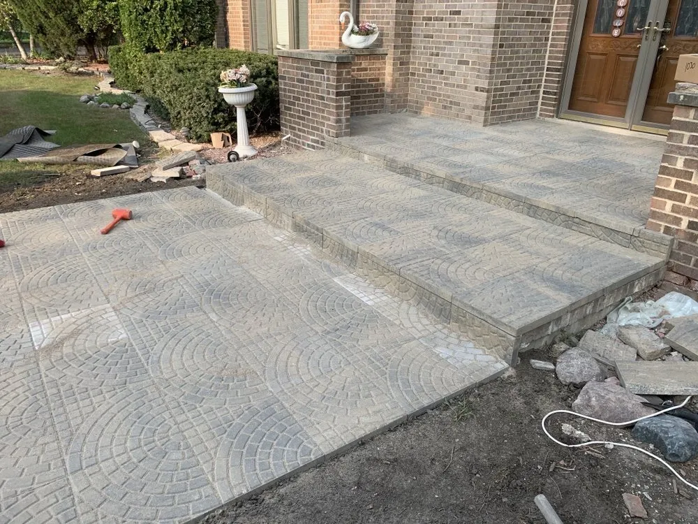 Expert garden landscaping for homes in Wauconda, IL by Alba Landscaping