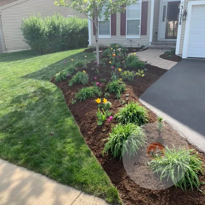 Custom outdoor landscaping experts serving Wauconda, IL - Alba Landscaping