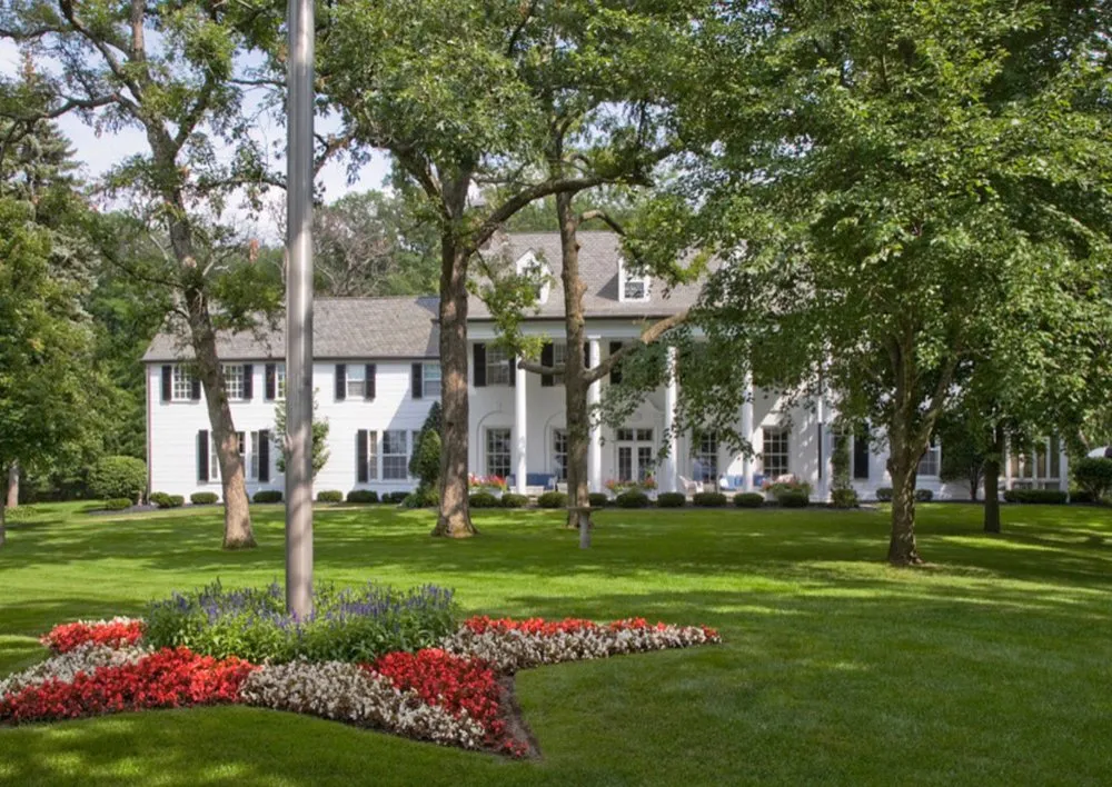 Top-rated garden landscaping in Wauconda, IL by Alba Landscaping