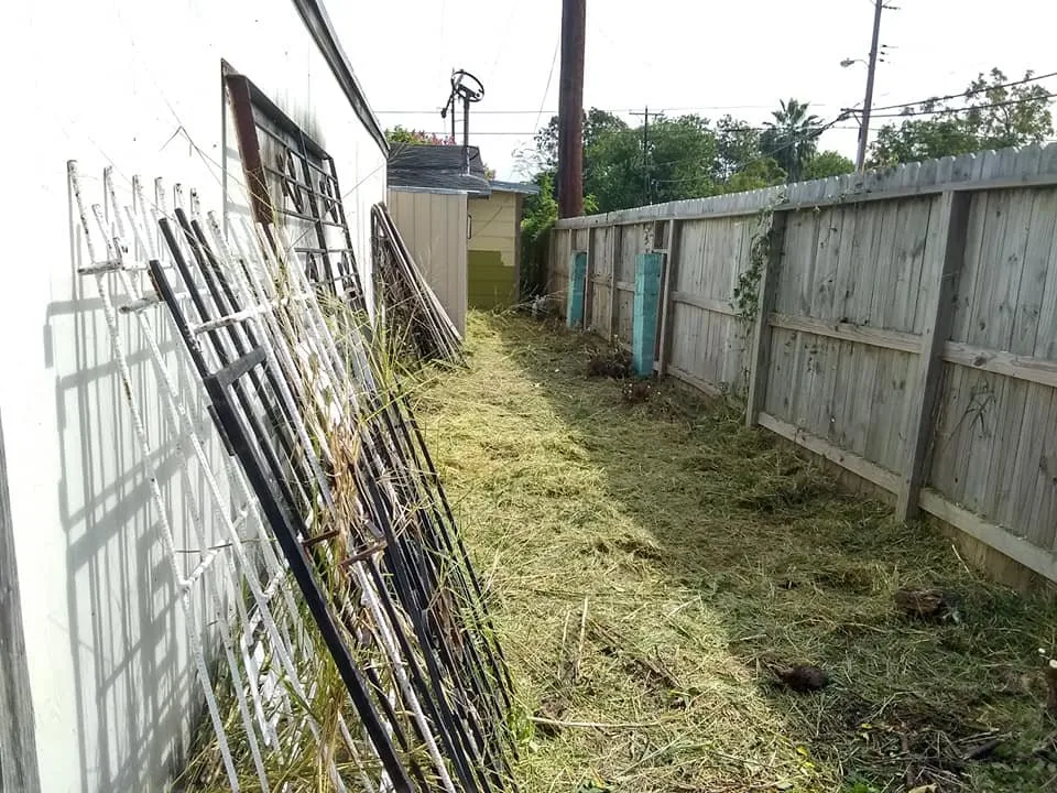 Expert lawn care service in Corpus Christi, TX - Al'Be That Handyman