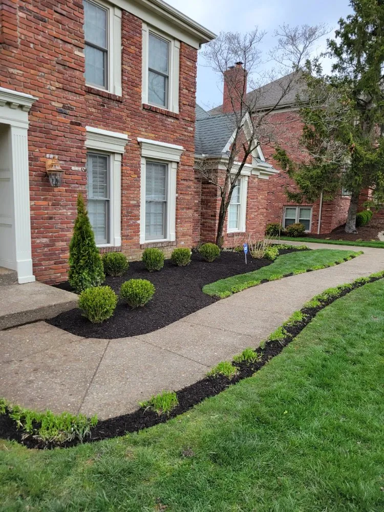 Trusted yard maintenance in Louisville, KY by Alberto Alavez Professional Lawn Services