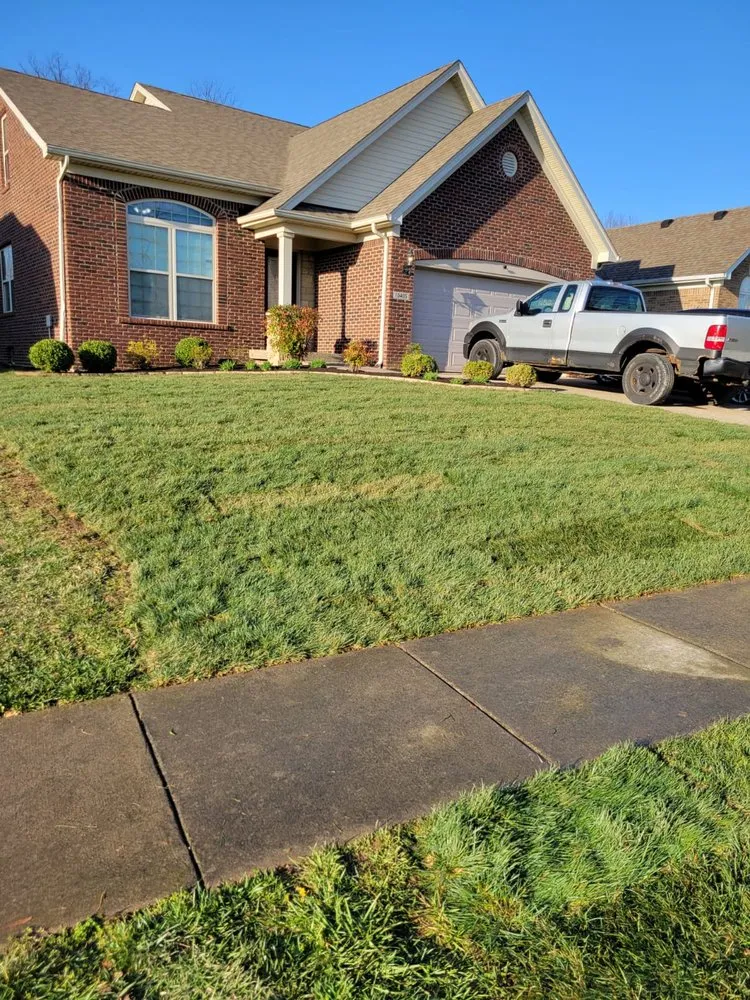 Expert landscaping services for residential properties across Louisville, KY - Alberto Alavez Professional Lawn Services