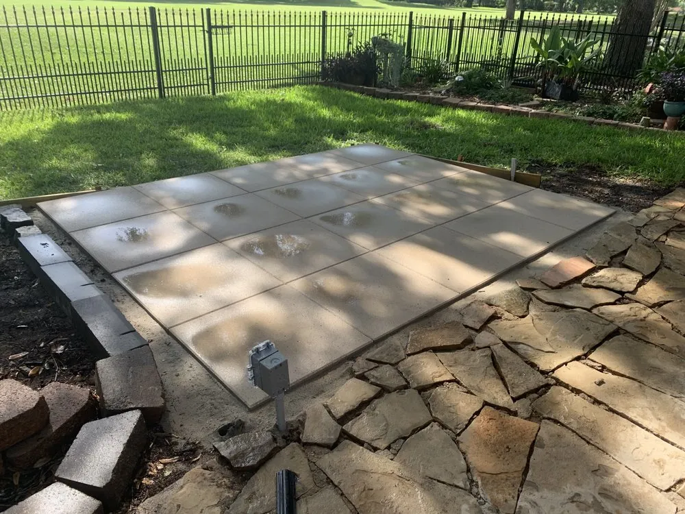 Local residential landscaping in Sugar Land, TX by Alberto lawn services