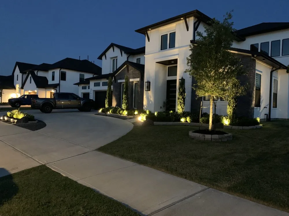 Professional lawn mowing service near you across Sugar Land, TX - Alberto lawn services