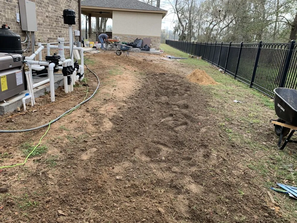Local landscape installation in Sugar Land, TX - Alberto lawn services