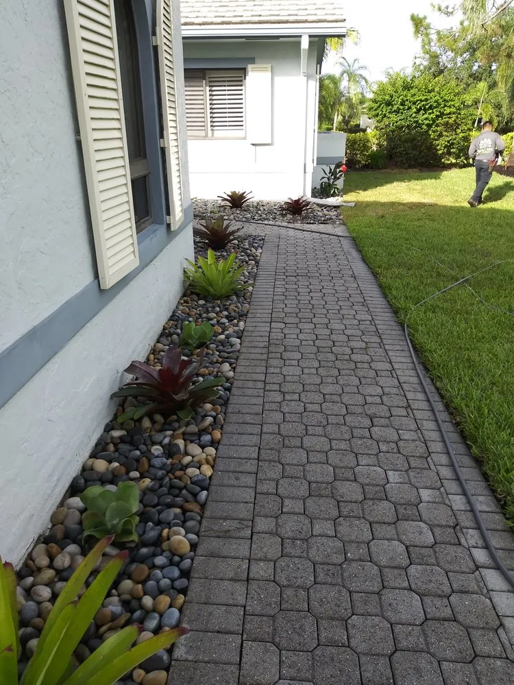Reliable residential landscaping for homes across Stuart, FL - Alberto Lawn
