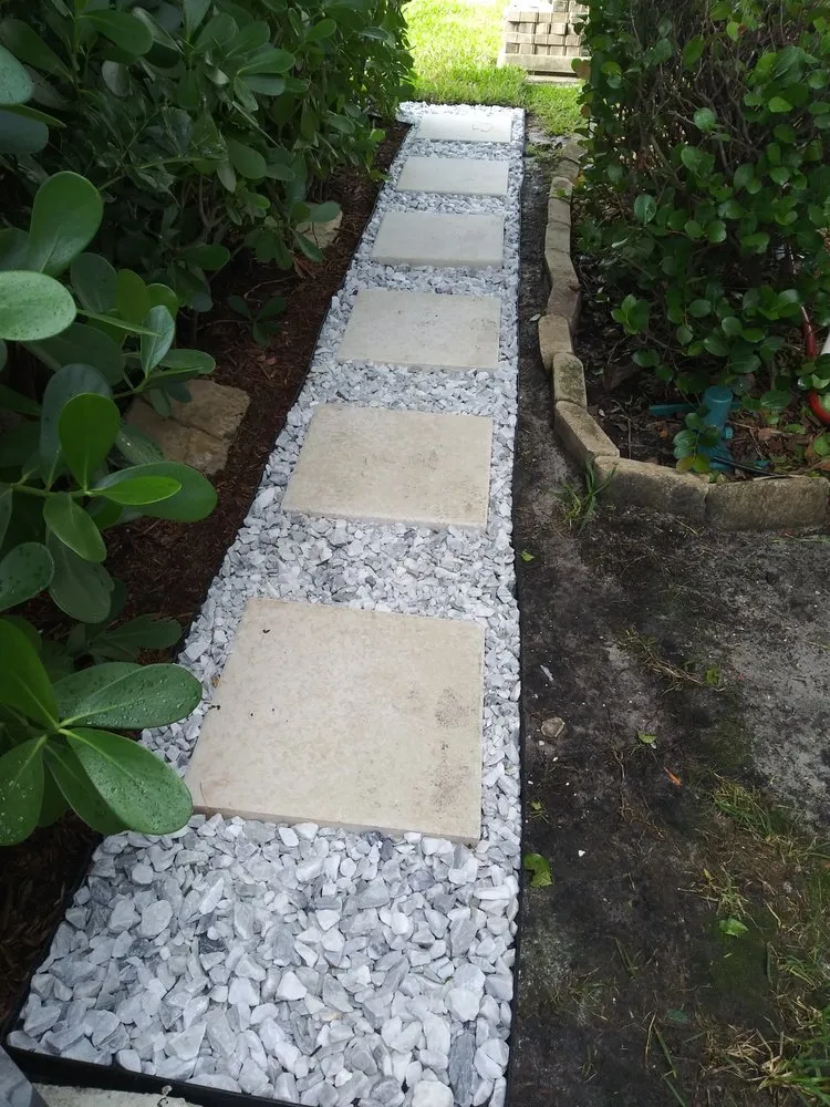 Affordable garden landscaping in Stuart, FL - Alberto Lawn