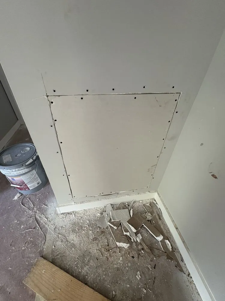 Professional lawn care service near you in Powell, TN by Alberto Lawncare