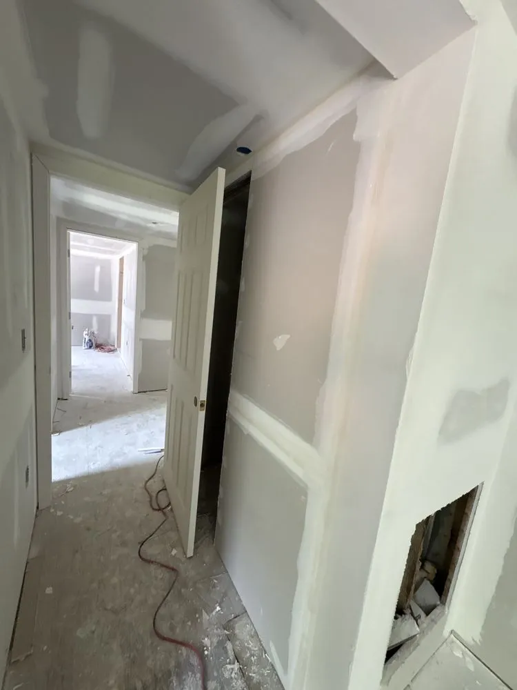 Custom lawn mowing service experts serving Powell, TN - Alberto Lawncare