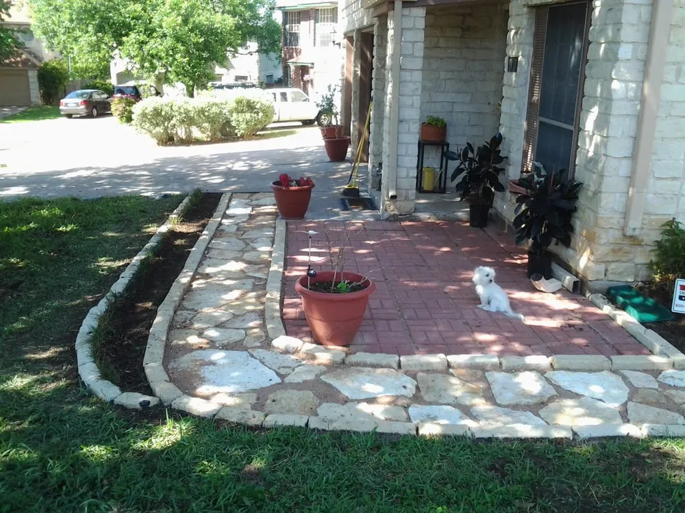 Professional lawn mowing service in Austin, TX - Alberto's Landscaping