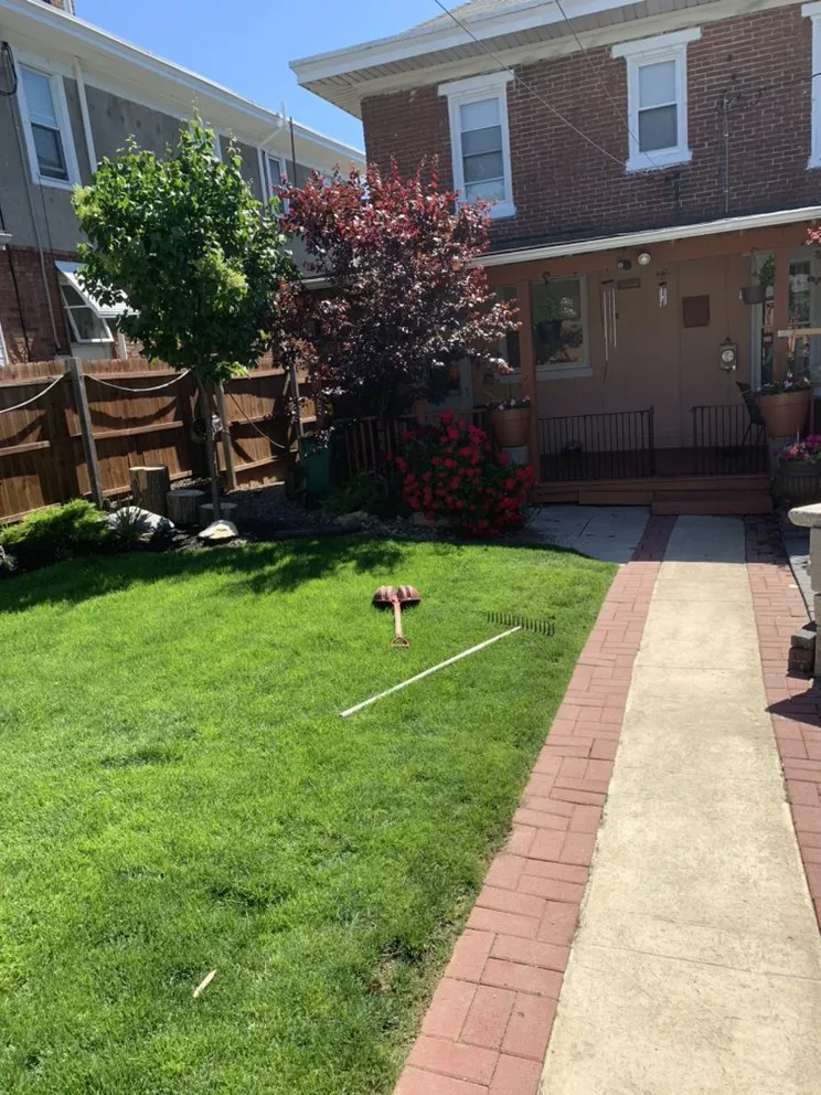Professional yard maintenance for homes in Harrisburg, PA by Alberto's Landscaping