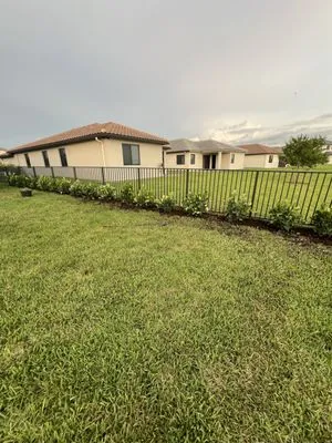 Alberto's Landscaping Logo