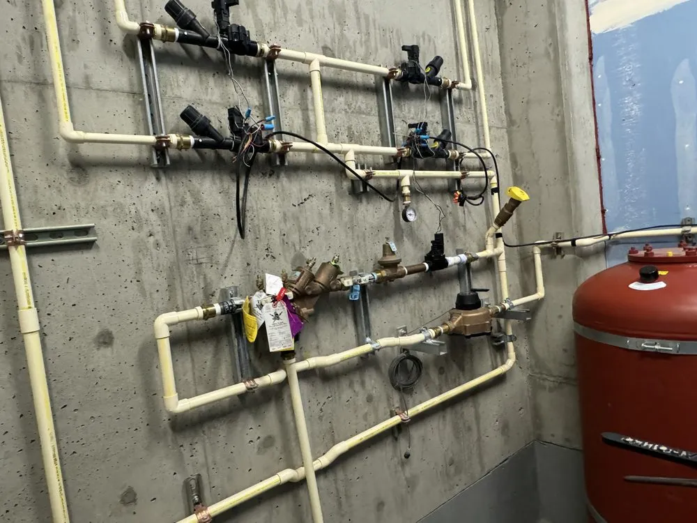 Expert lawn mowing service in Tacoma, WA by Alberto’s Landscaping