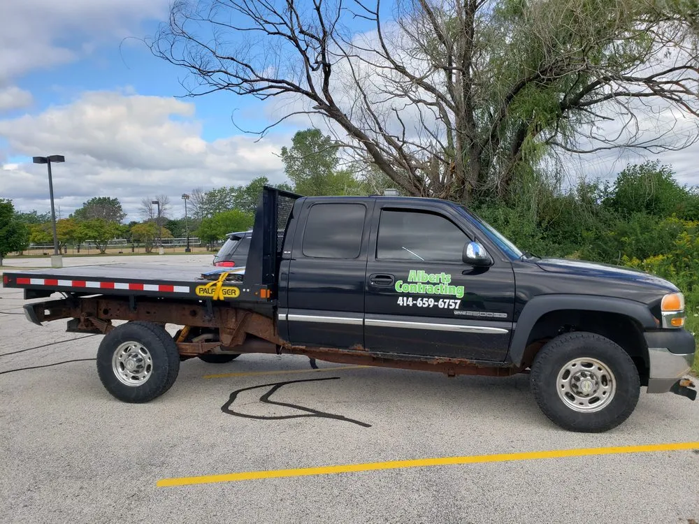 Expert yard maintenance in Milwaukee, WI - Alberts Contracting