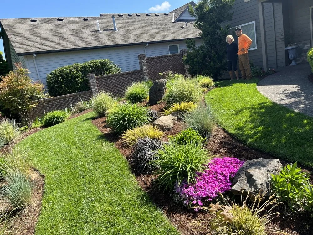 Reliable yard cleanup service for homes in Hubbard, OR by Albizo Landscaping