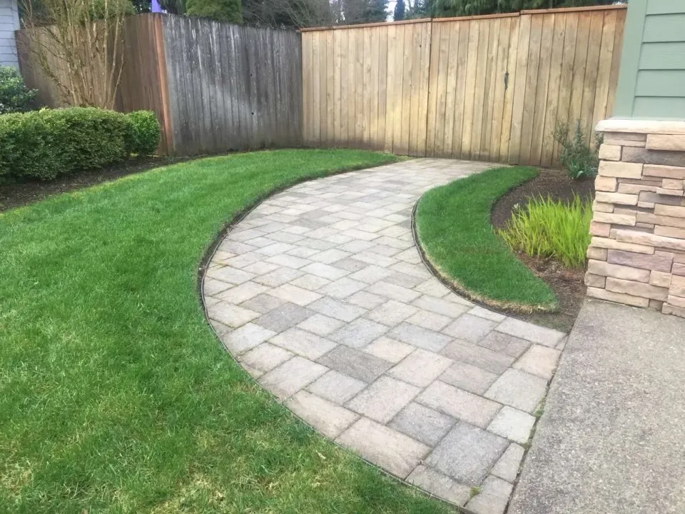 Expert landscape installation in Hubbard, OR - Albizo Landscaping