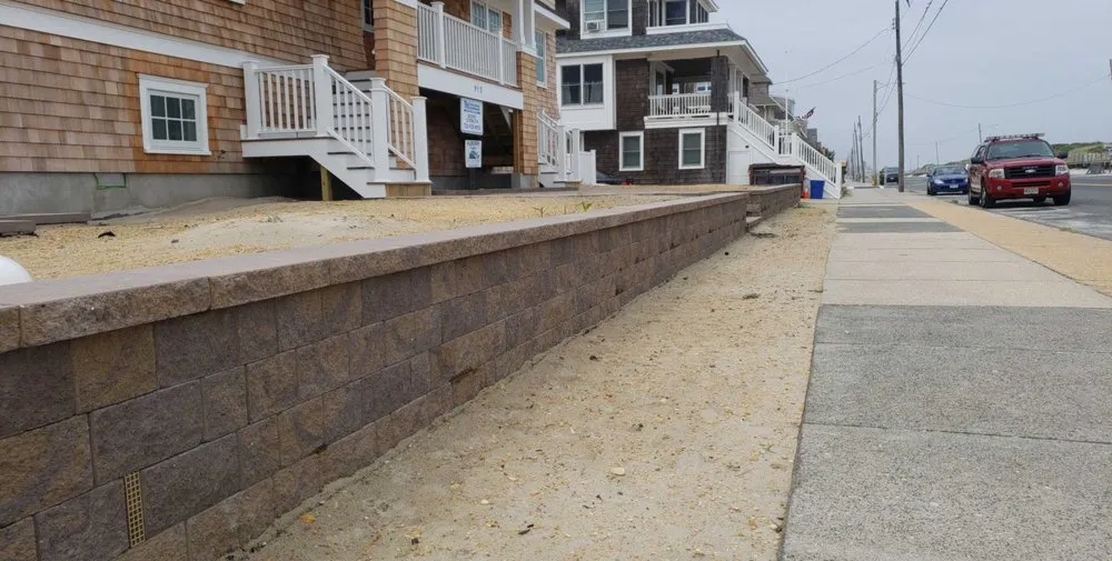 Custom yard maintenance for homes across Toms River, NJ - Alborn Supply