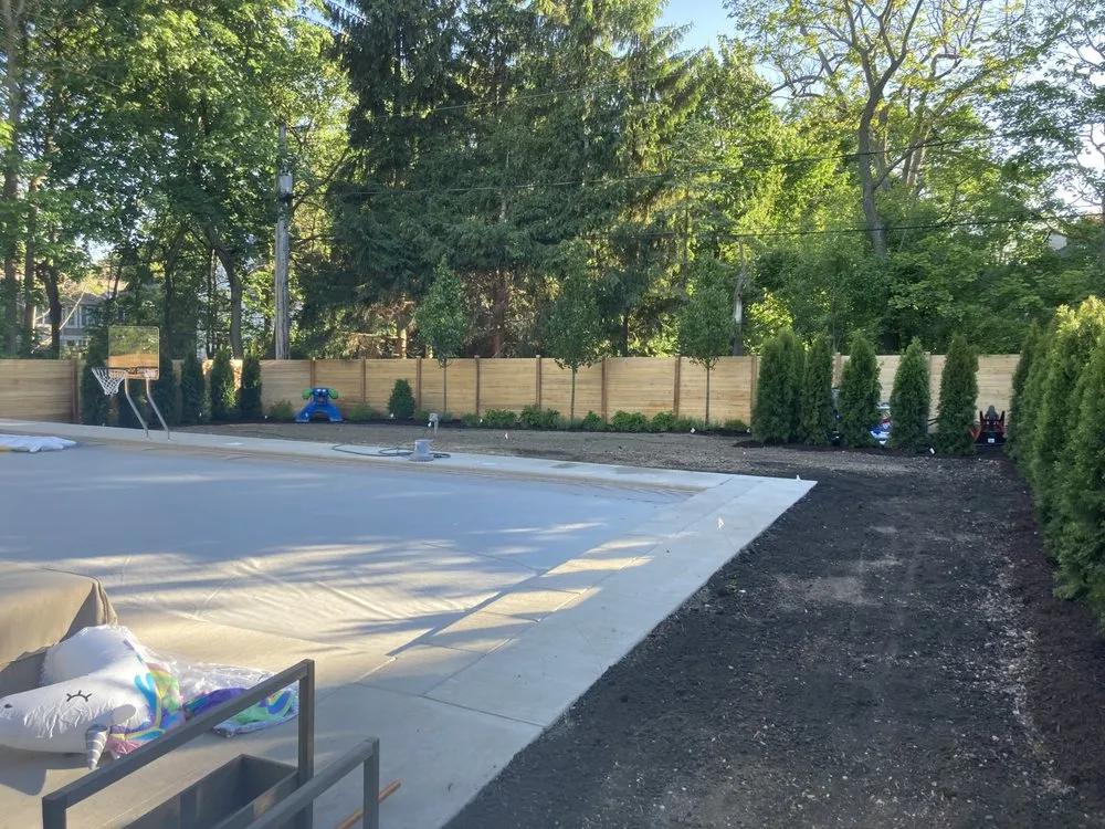 Expert lawn care service in Morton Grove, IL - Albro Land Corporation