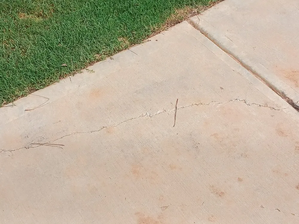 Custom residential landscaping for beautiful yards in Woodstock, GA by ALC Contracting