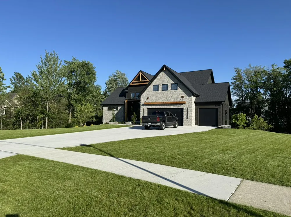 Affordable yard maintenance in Grand Rapids, MI - A.L.C. Lawn Care