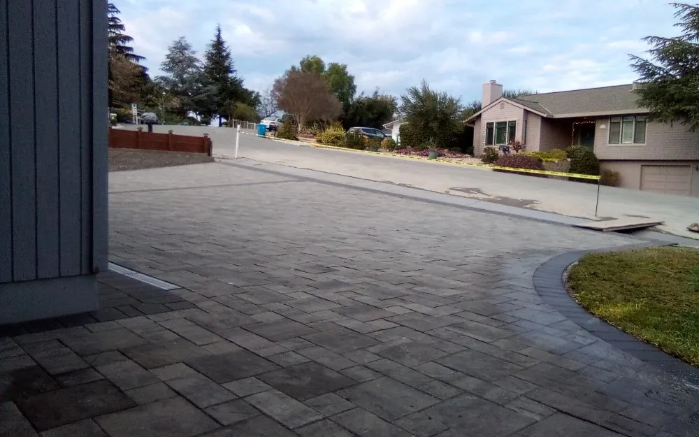 Local garden landscaping in Hollister, CA by Alcala Pavers & Landscaping