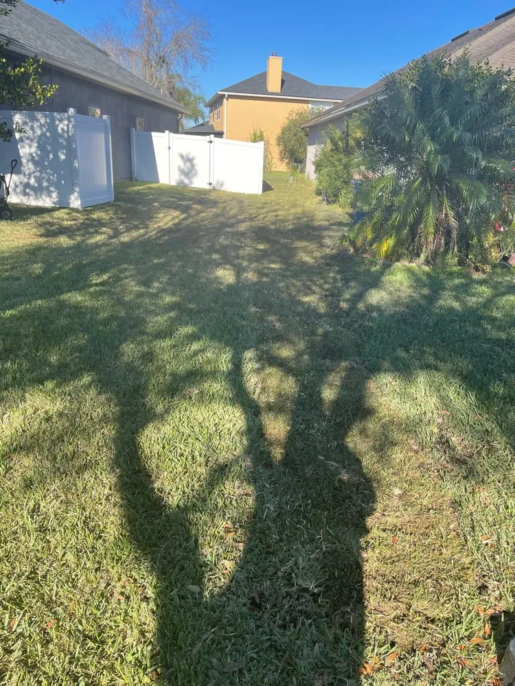 Affordable lawn mowing service in Jacksonville, FL by Alcantara Landscaping