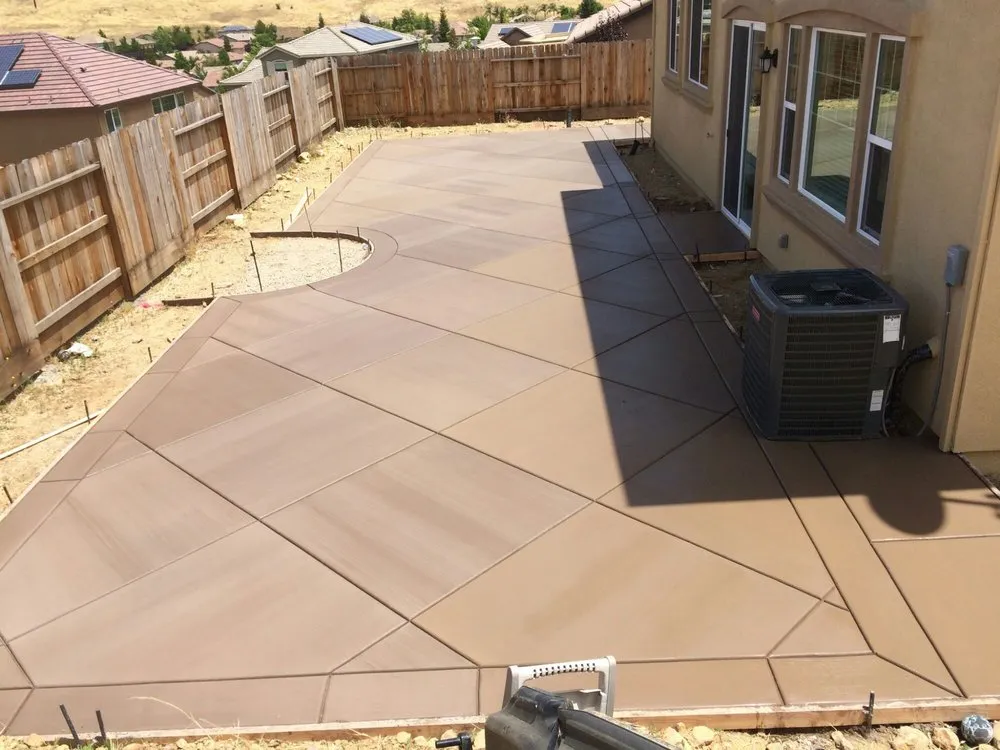 Trusted yard maintenance experts serving Sacramento, CA - Alcaraz Landscaping