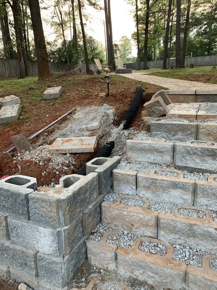 Custom outdoor landscaping in North Augusta, SC by Alcon Concrete & Landscaping