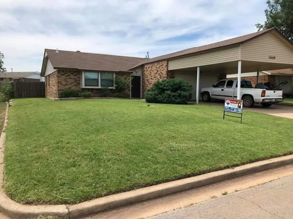 Custom garden landscaping in Lawton, OK by Alcorta’s Professional Services