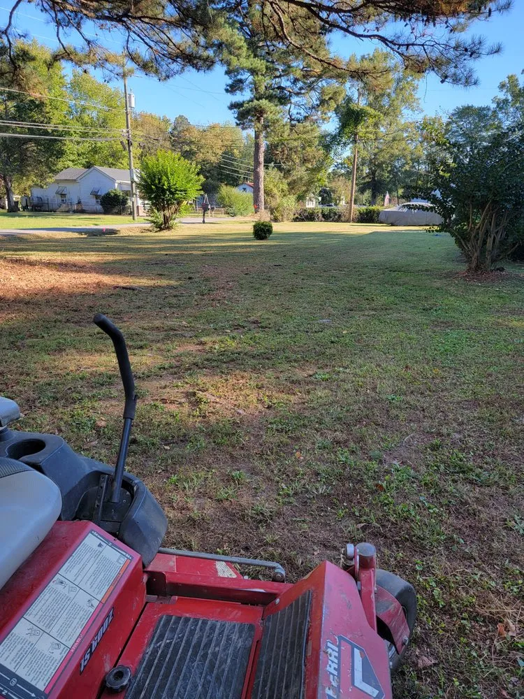 Trusted lawn mowing service in Richmond, VA - ALCS Lawn Care