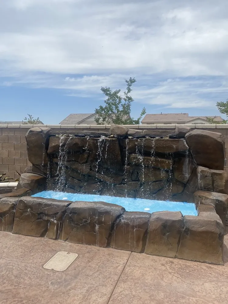 Custom yard maintenance in Moreno Valley, CA - Aldama's Garden Maintenance