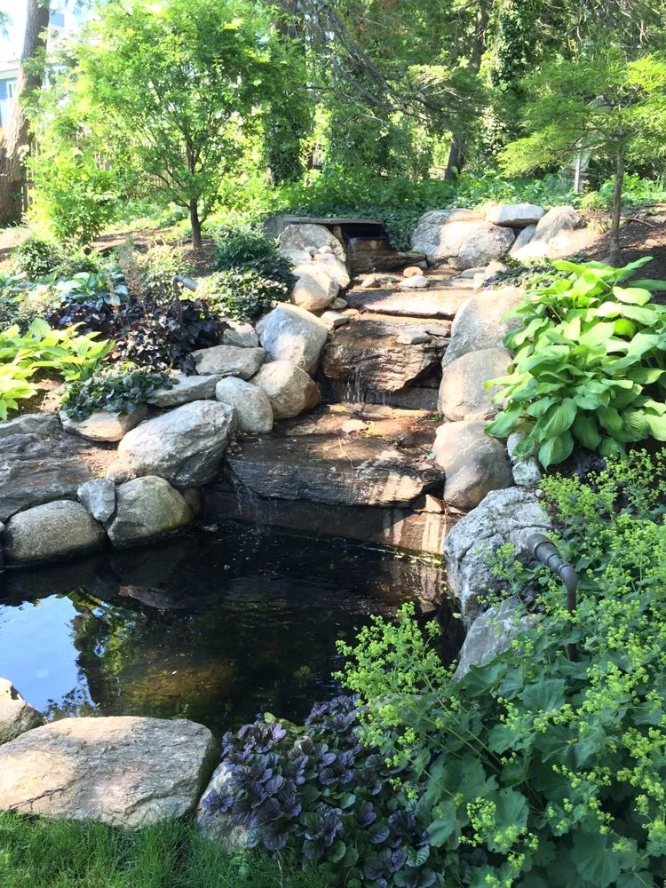 Trusted lawn care service experts serving Lincoln, MA - Alden Laurel