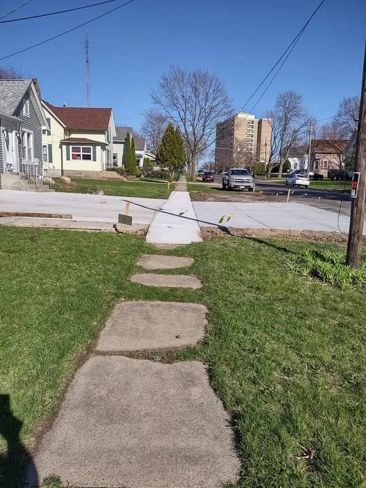 Reliable garden landscaping in Belvidere, IL by Aldo's Concrete & Landscaping