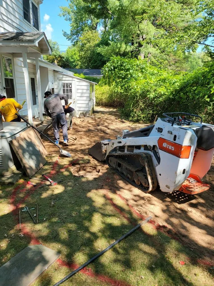 Local outdoor landscaping in Kingston, NY - Aldo's Lawncare & Maintenance