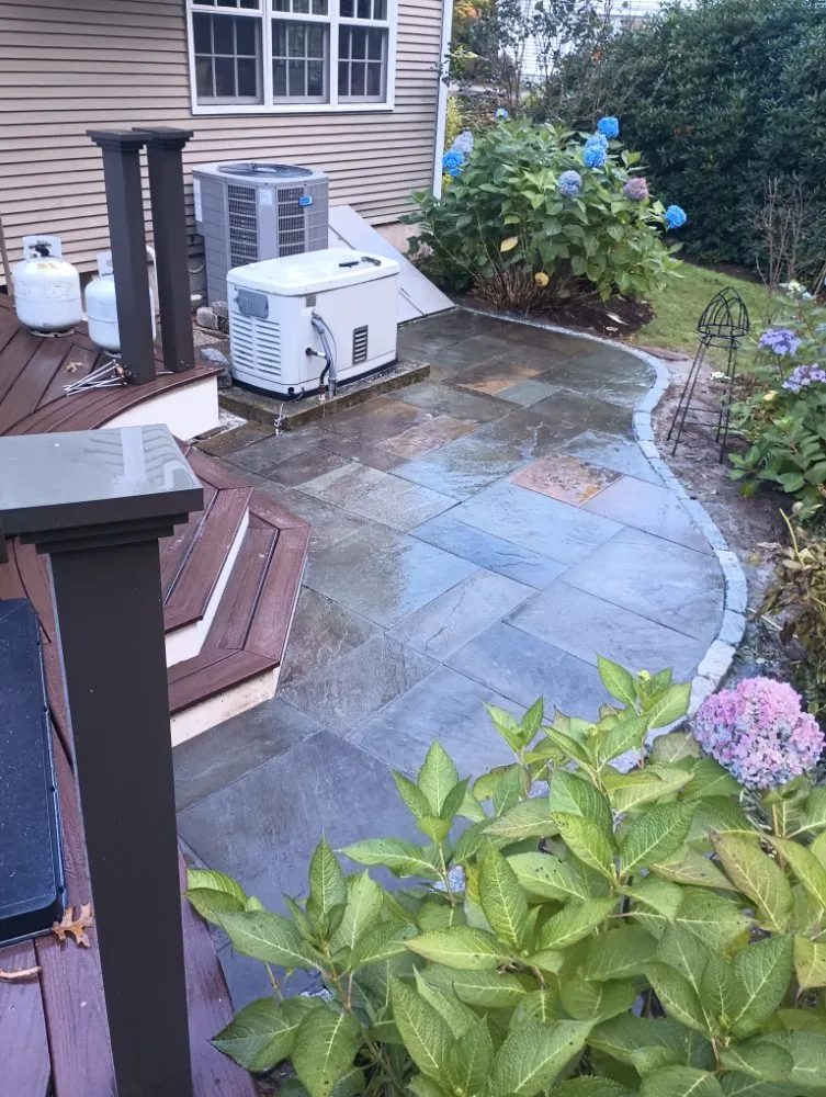 Affordable lawn care service experts serving Framingham, MA - Aleixo Pc