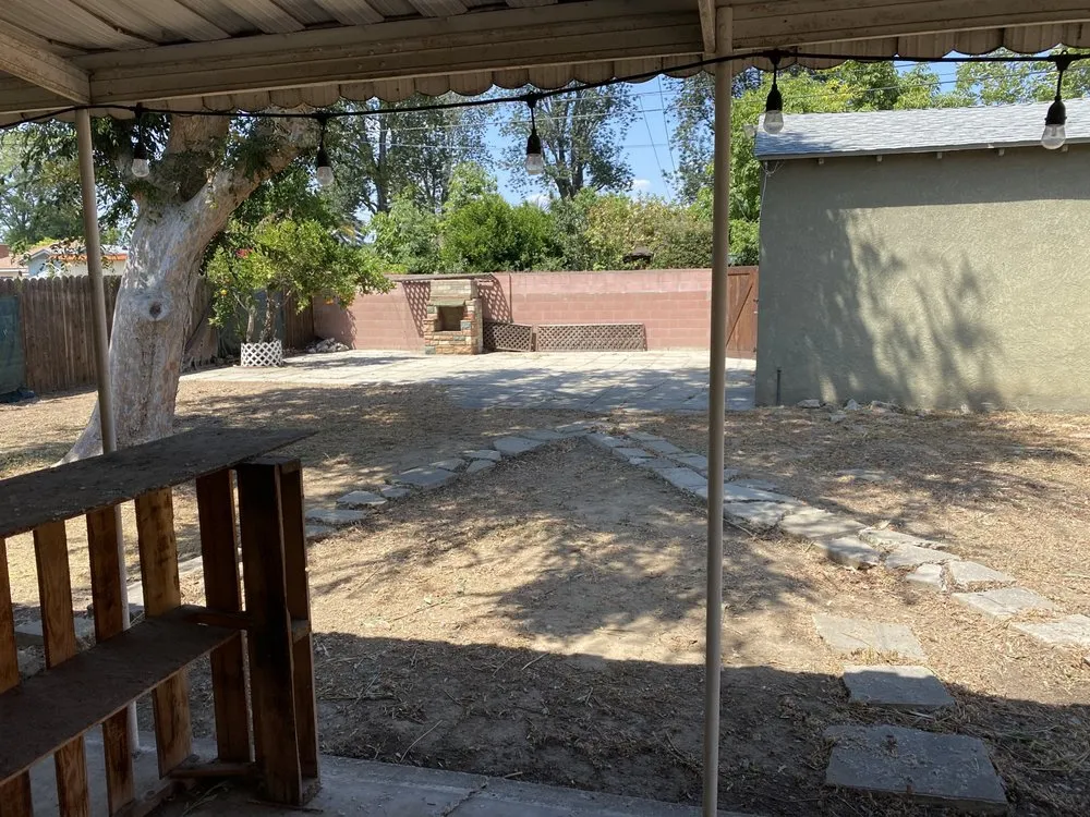 Local landscape design in Huntington Park, CA by Alejairos landscaping