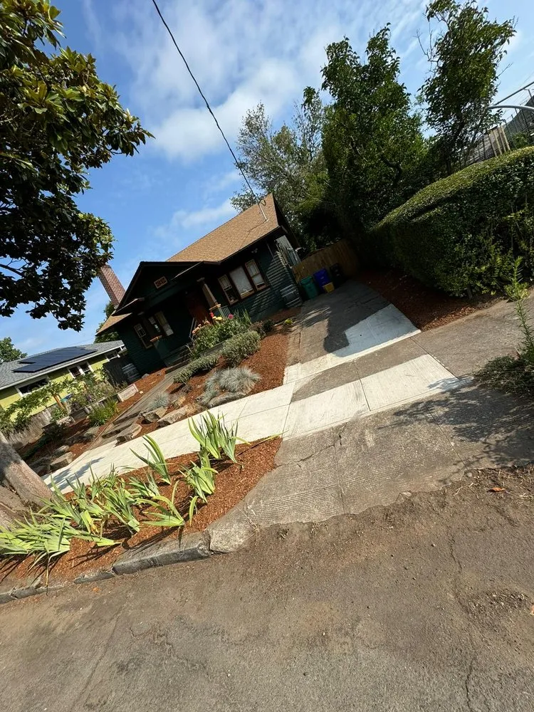 Top-rated yard cleanup service near you across Beaverton, OR - Alejandres Landscaping