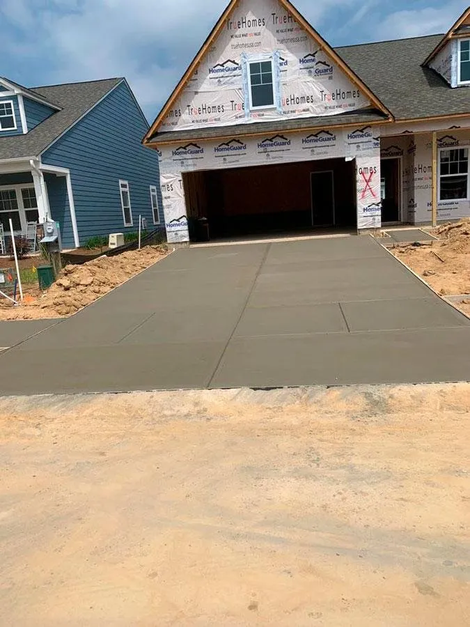 Custom yard maintenance in Elma, WA by Alejandro's Landscaping