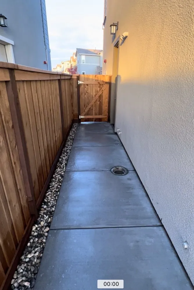 Custom outdoor landscaping near you in Fairfield, CA by Alejandro’s Landscaping