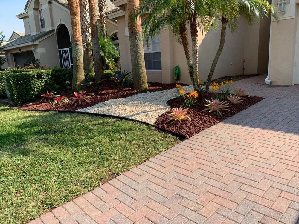 Top-rated yard maintenance in Stuart, FL - Alejandro's Lawn & Tree Maintenance Llc