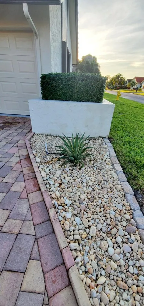 Reliable lawn mowing service in Stuart, FL - Alejandro's Lawn & Tree Maintenance Llc