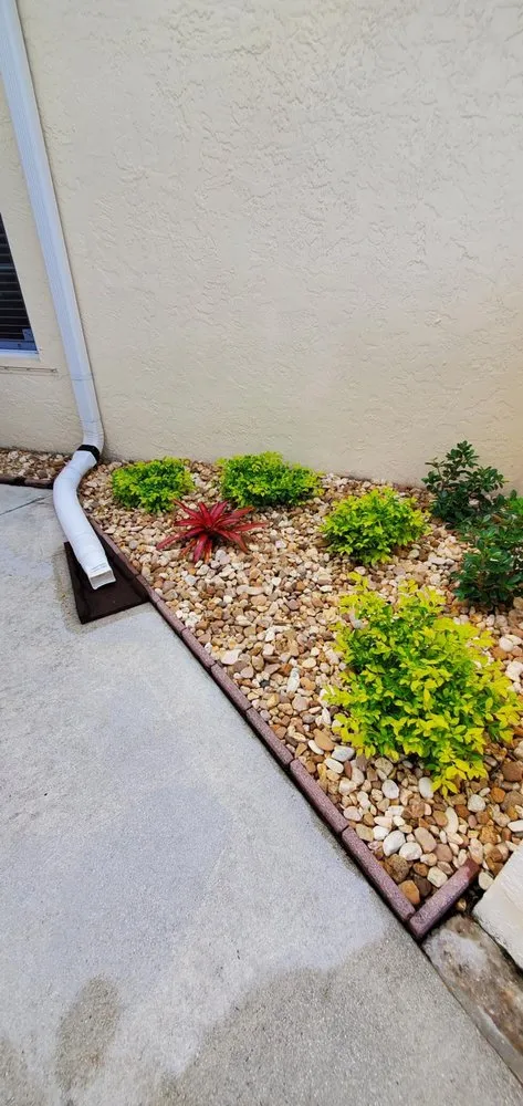 Local lawn mowing service experts serving Stuart, FL - Alejandro's Lawn & Tree Maintenance Llc