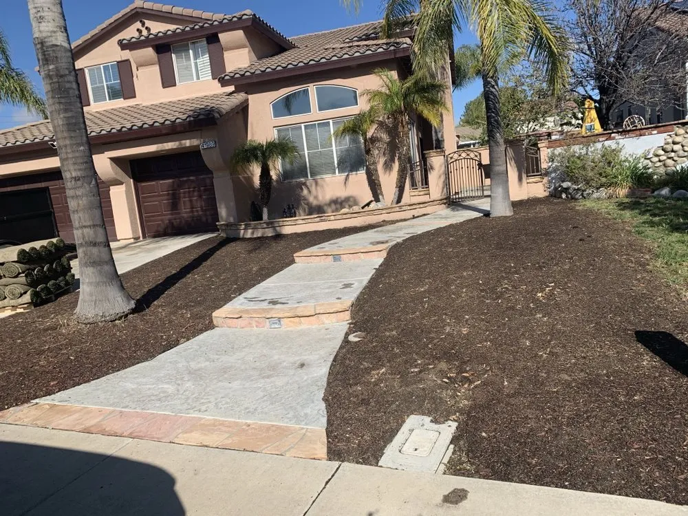 Custom yard maintenance experts serving Wildomar, CA - Alejandro’s Lawn Service