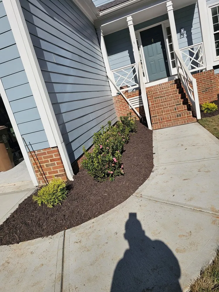 Professional lawn care service experts serving Broadway, NC - Aleman Landscaping