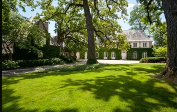 Professional garden landscaping experts serving Wheeling, IL - Alex and David Landscaping and Construction