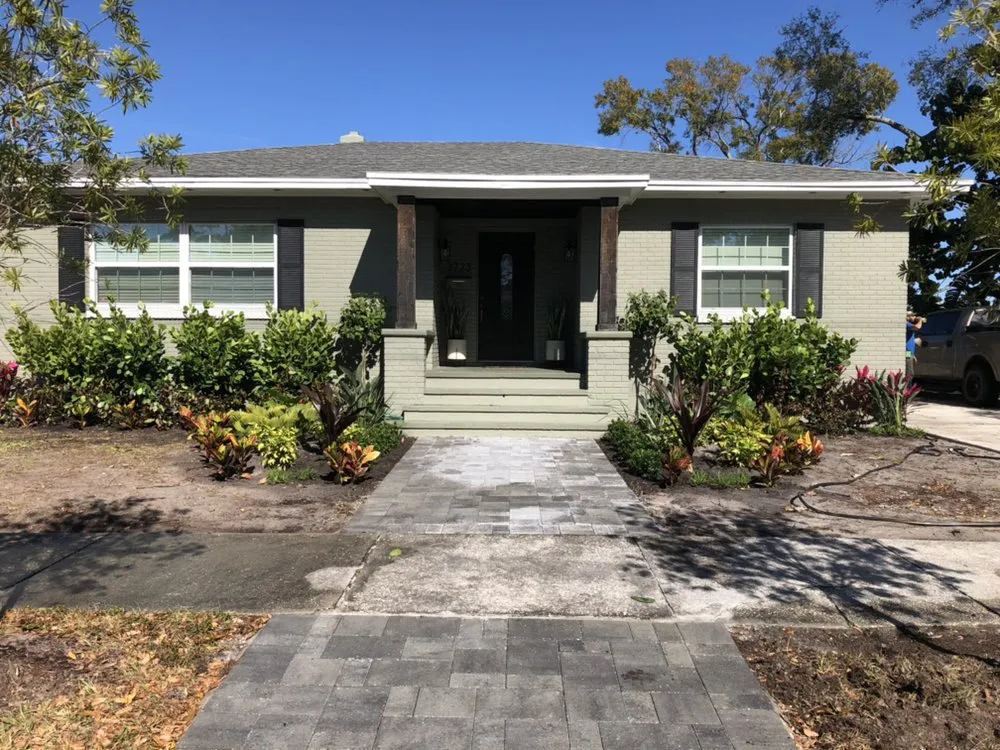 Professional outdoor landscaping in Tampa, FL - Alex Anglin Lawn Care Specialist