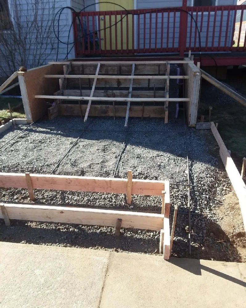 Reliable landscaping services with custom design in Cornelius, OR by Alex Arias Construction