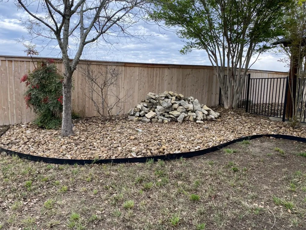 Custom lawn care service in San Antonio, TX by Alex Fence & Landscaping