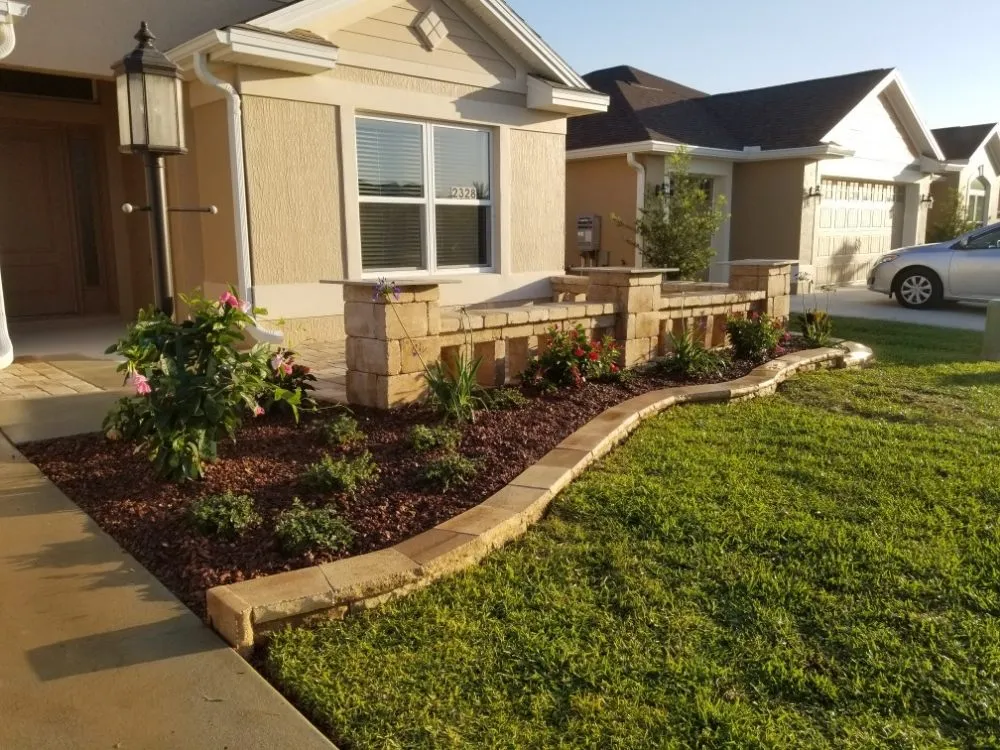 Expert lawn mowing service in Leesburg, FL - Alex H Landscaping